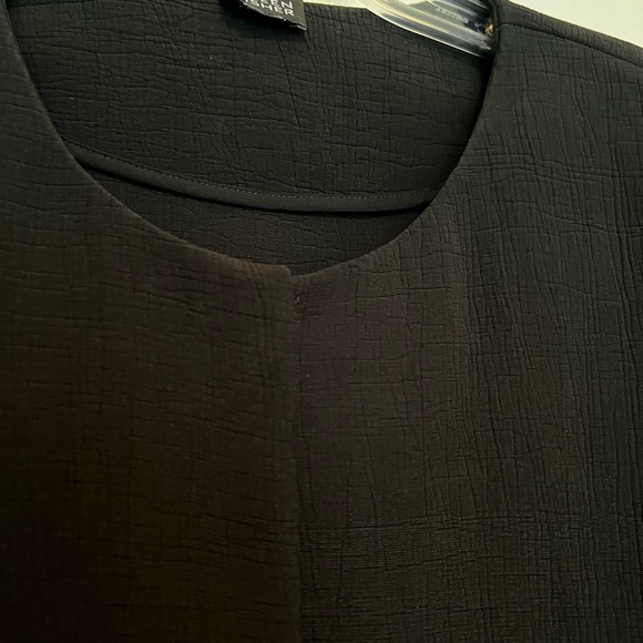 Eileen Fisher large black rayon and silk unlined jacket - Picture 2 of 9